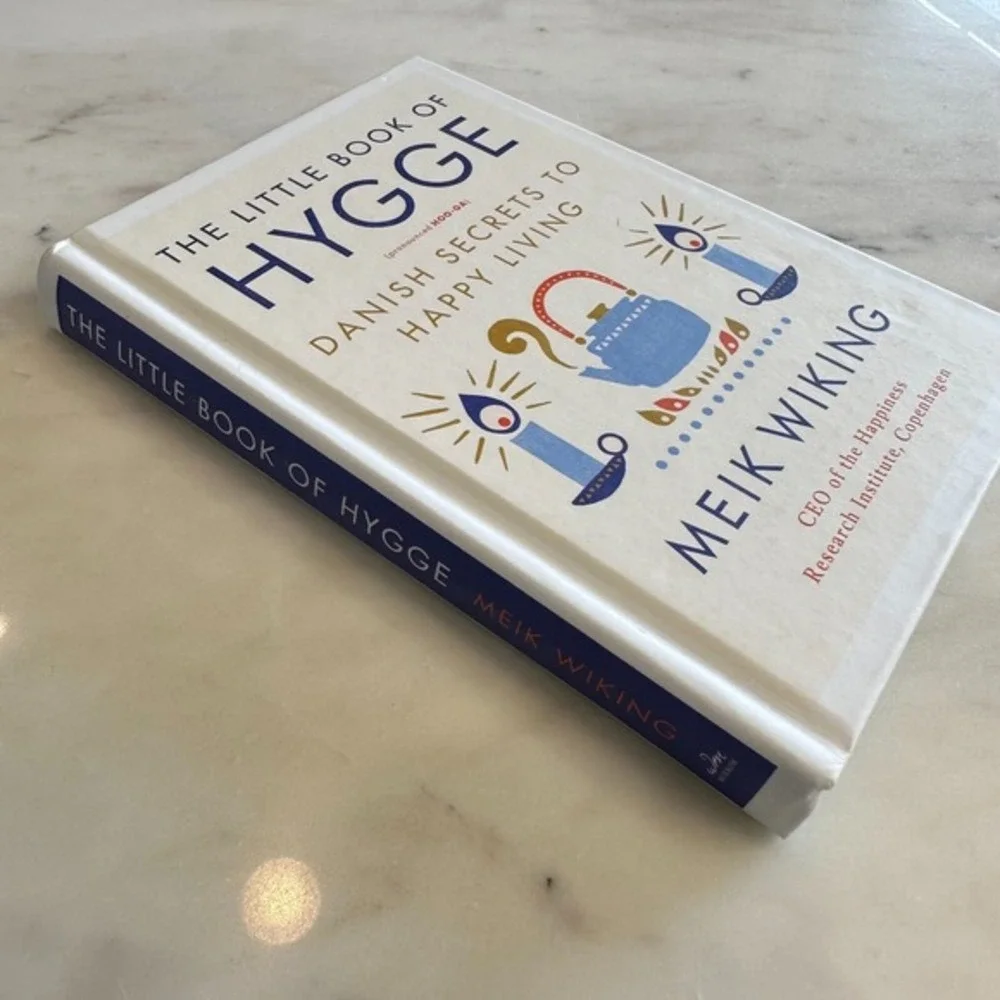 The Little Book of Hygge: Danish Secrets to Happy Living by Wiking, Meik‎